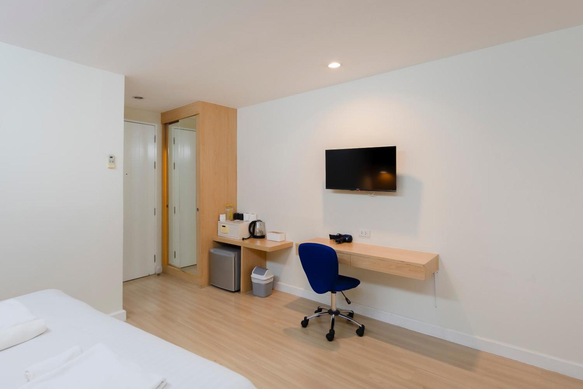 Готель Gp House Express Sukhumvit 81 Бангкок Екстер'єр фото