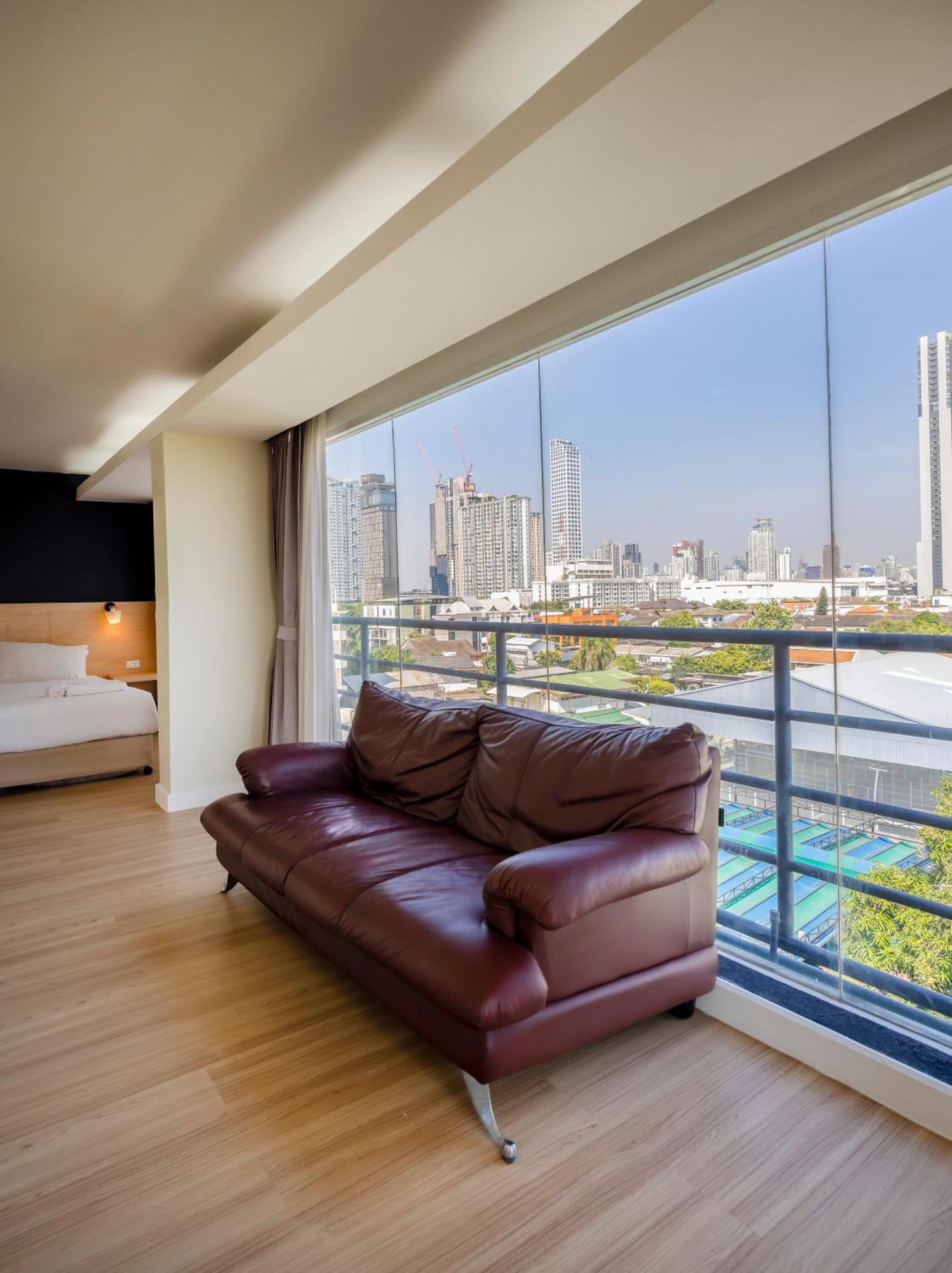 Готель Gp House Express Sukhumvit 81 Бангкок Екстер'єр фото
