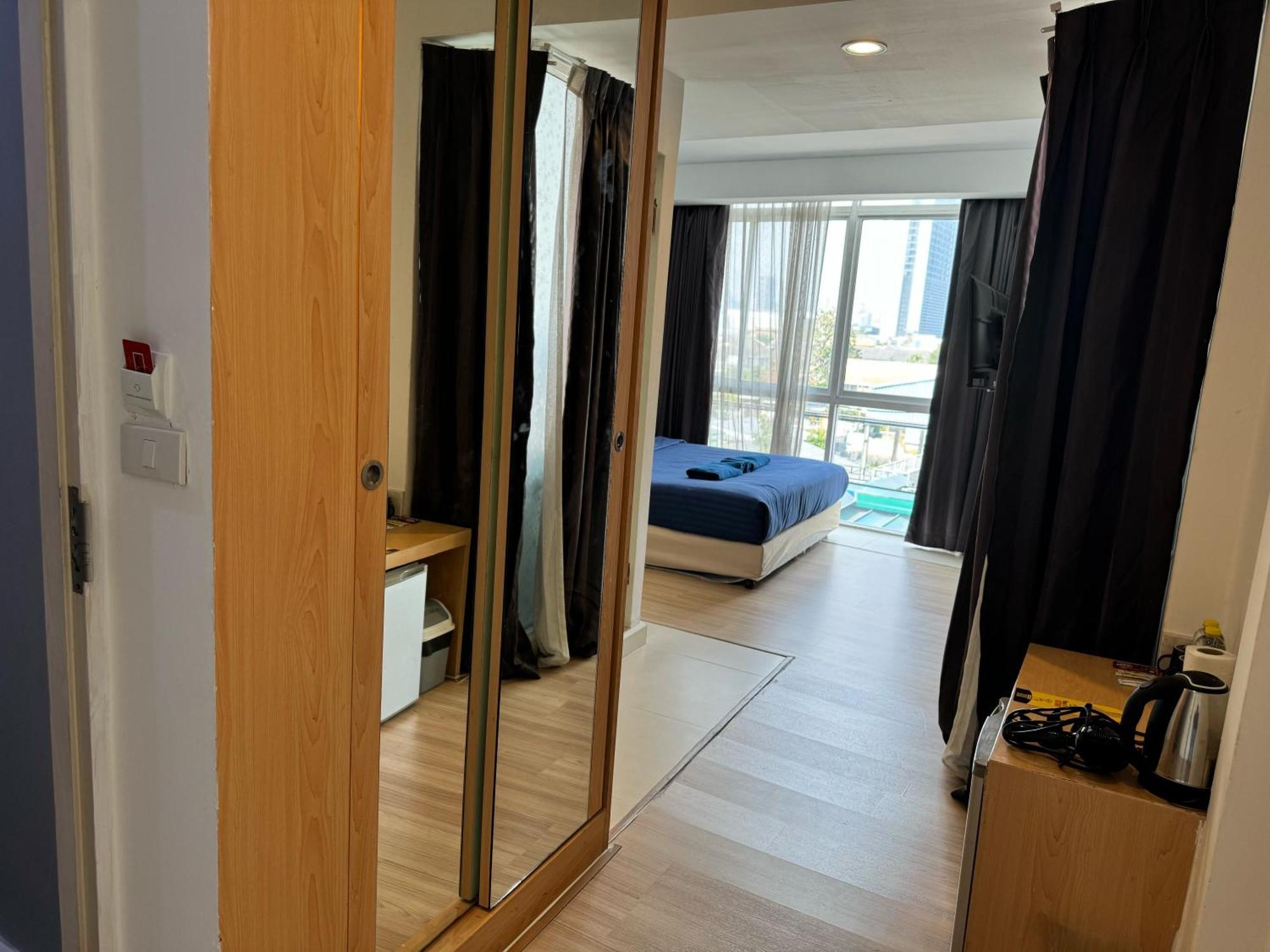 Готель Gp House Express Sukhumvit 81 Бангкок Екстер'єр фото